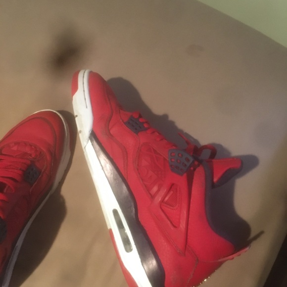 Jordan 4 used fibas - Picture 5 of 6